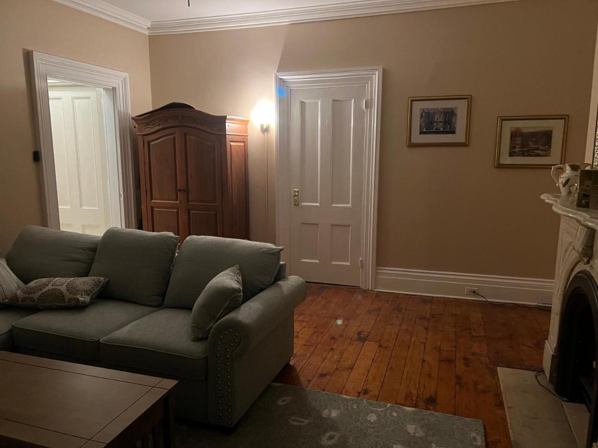 1 Bedroom Private Victorian Apt In Convenient City Location On 5 Acre, Sleeps 4 Poughkeepsie Exteriör bild